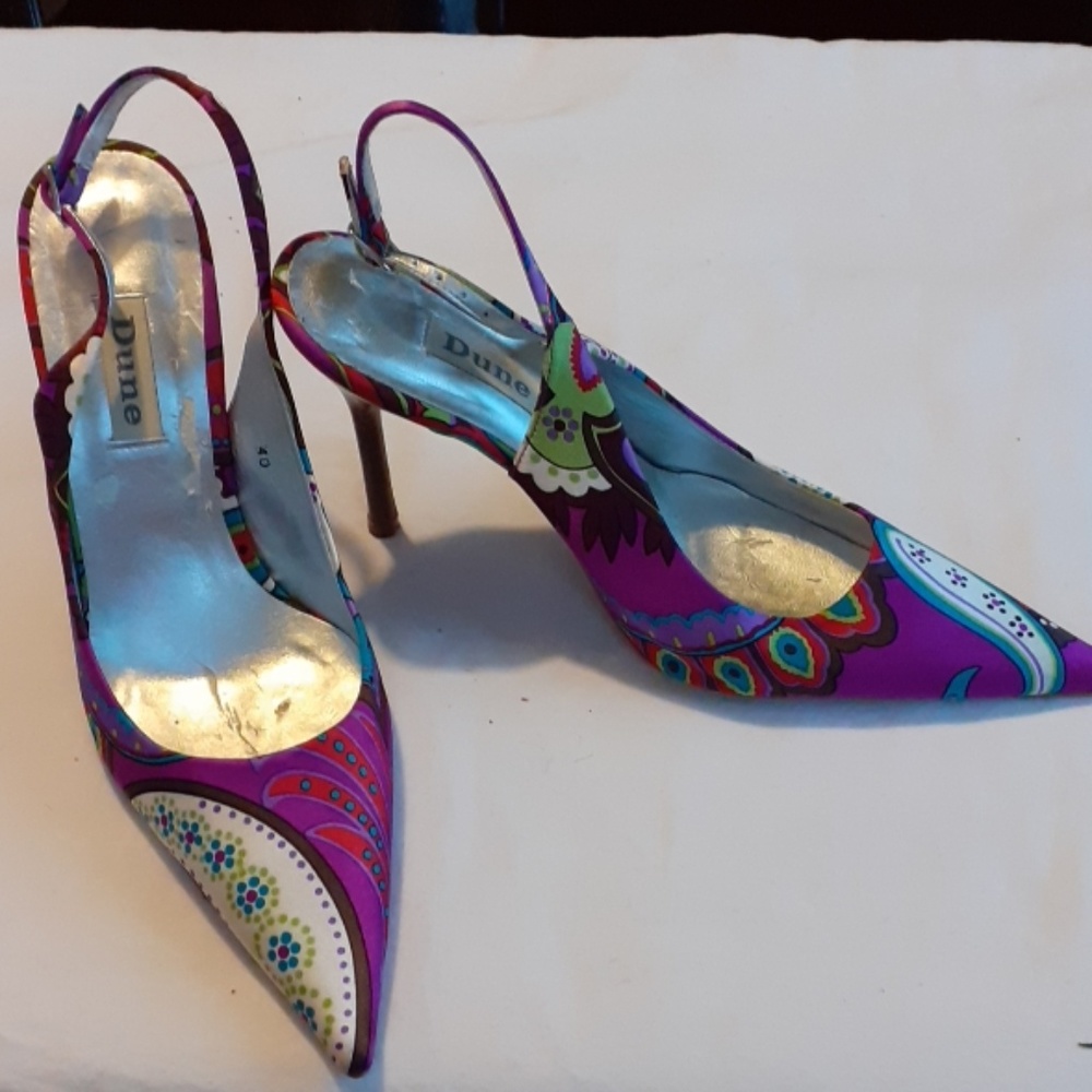 Shoes - Picture 3 of 3